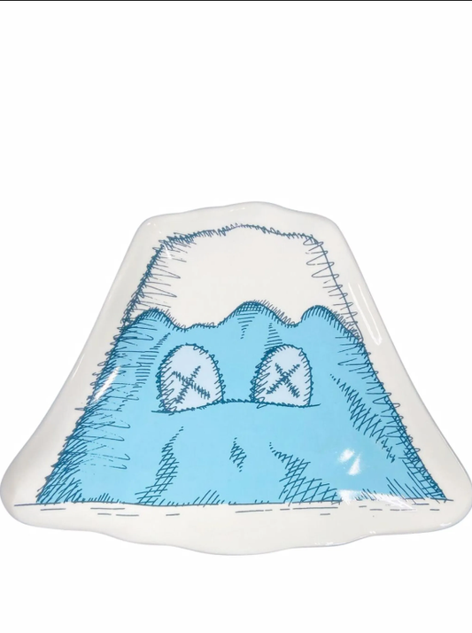 KAWS Holiday - Japan Mount Fuji plate set